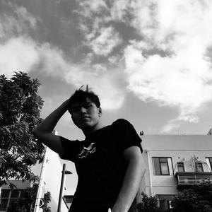 海滩走光高清视频无奶罩内裤
